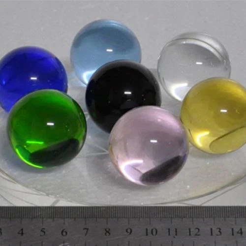 Krystallfargede glassballer